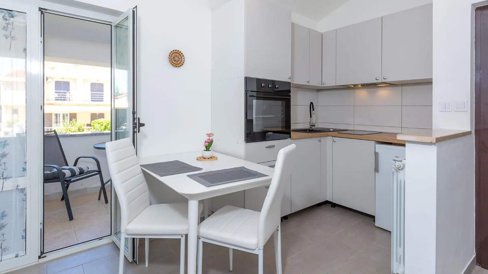 Apartmant 3F Kukci